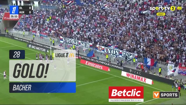 GOLO! Lyon, Bacher aos 28', Lyon 1-0 Auxerre