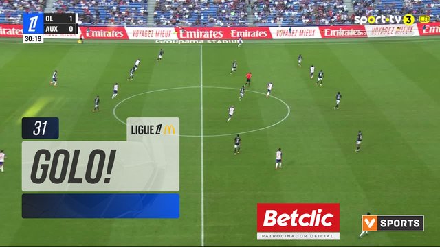 GOLO! Lyon aos 31', Lyon 2-0 Auxerre