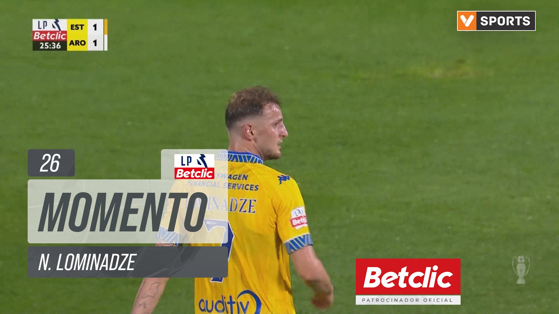 Estoril, Jogada, N. Lominadze aos 26'